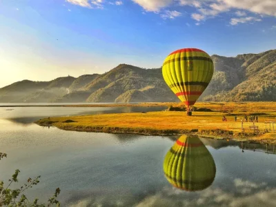 Hot-Air-Balloon-in-Pokhara