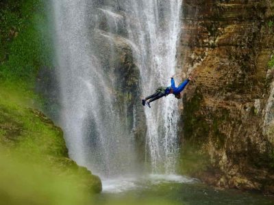 Pokhara-Canyoning